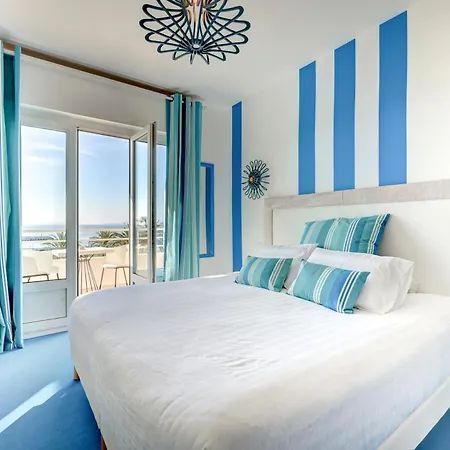 Espadon Bleu לה לבאנדו