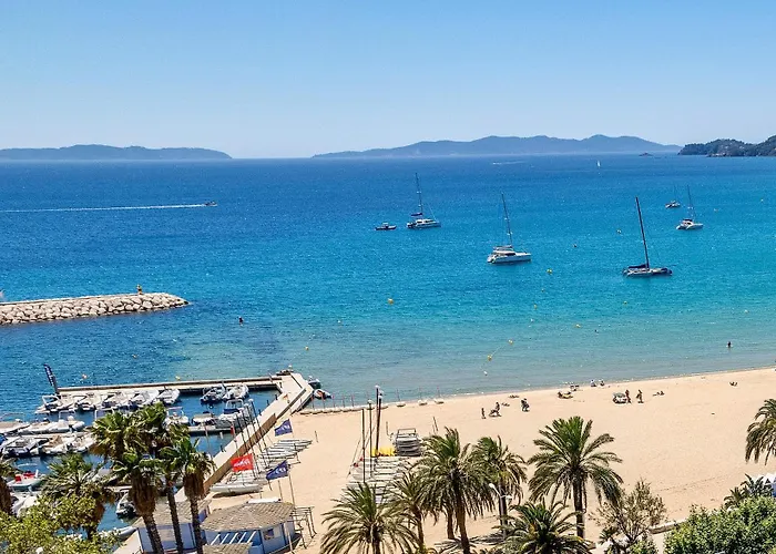 Hotel Espadon Bleu 3*