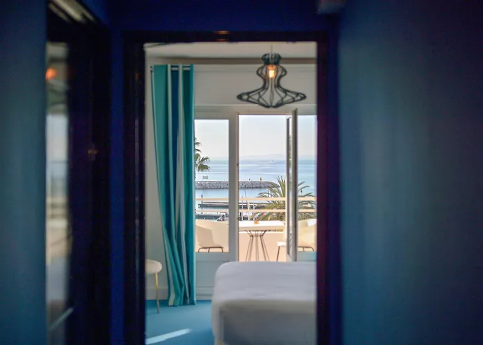 Espadon Bleu 3* Le Lavandou