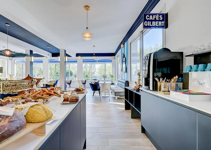 Espadon Bleu Le Lavandou