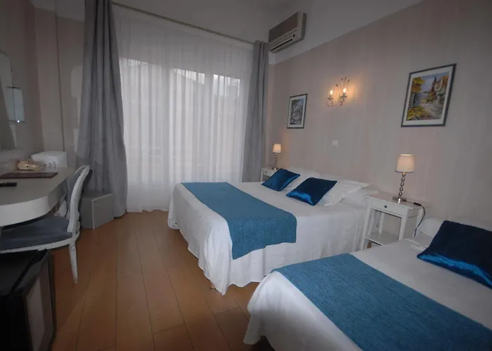 Espadon Bleu Hotel 3*