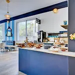 Hotel Espadon Bleu