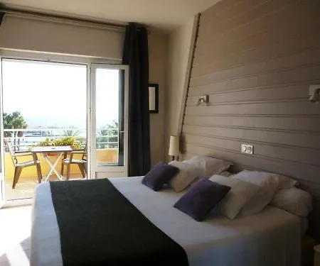 Hotel Espadon Bleu 3*