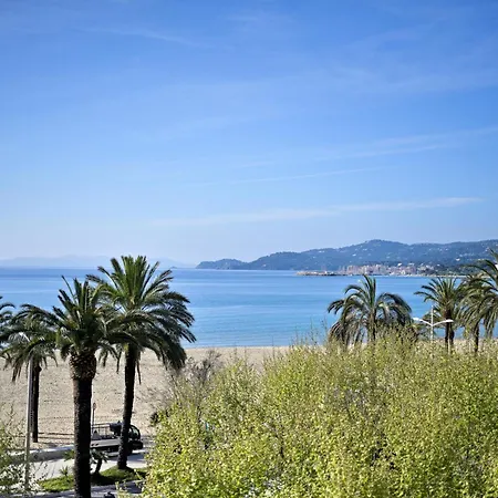 Espadon Bleu מלון לה לבאנדו