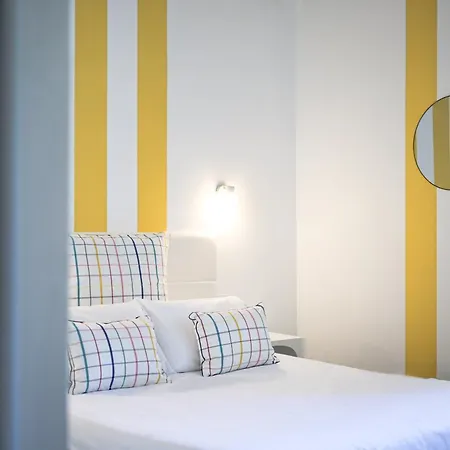 מלון Espadon Bleu