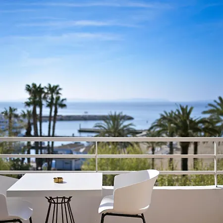 מלון Espadon Bleu