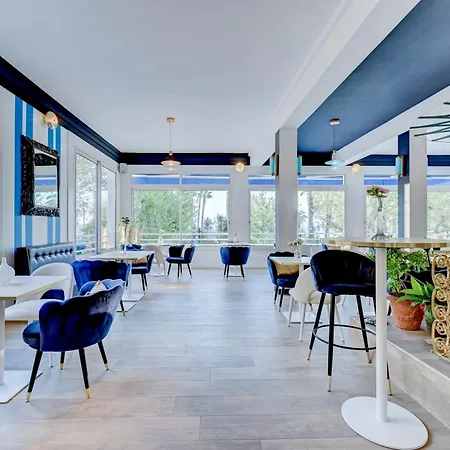 מלון Espadon Bleu לה לבאנדו