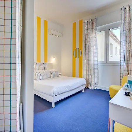 Espadon Bleu Hotel