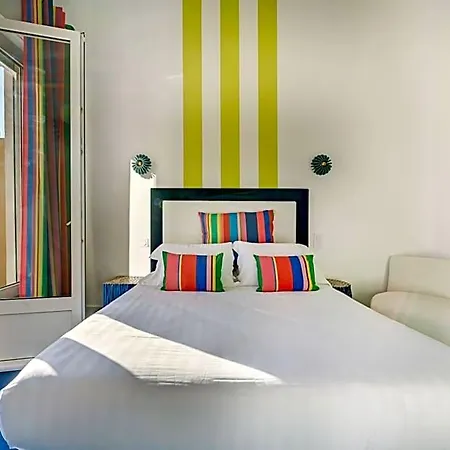 Hotel Espadon Bleu 3*