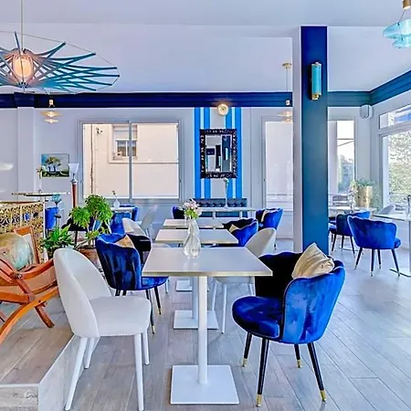 Hotel Espadon Bleu