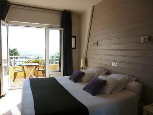 Hotel Espadon Bleu 3*