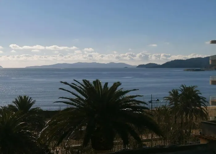 Espadon Bleu Hotel 3*